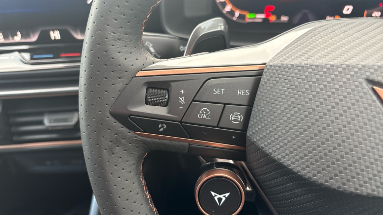 CUPRA Leon 1.5 eHybrid 204 Shadow Edition 5dr DSG Estate